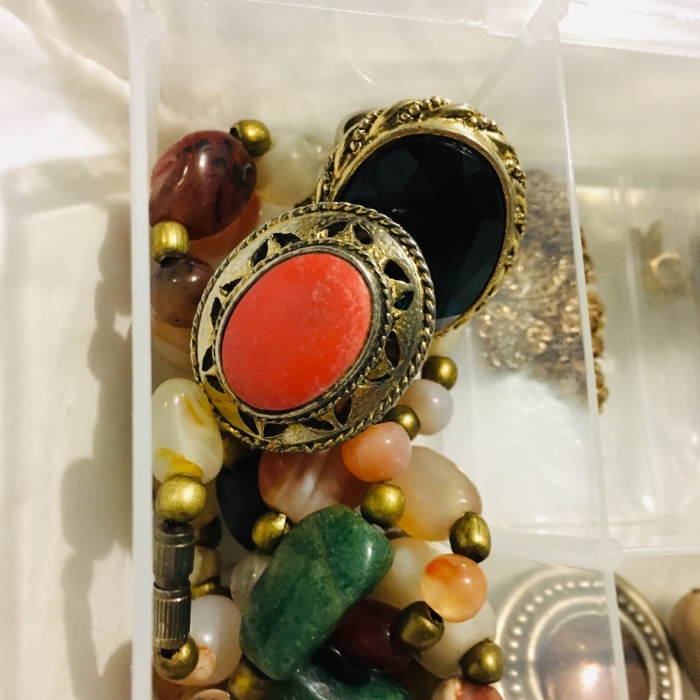 2 Rings - Picture 3 of 4
